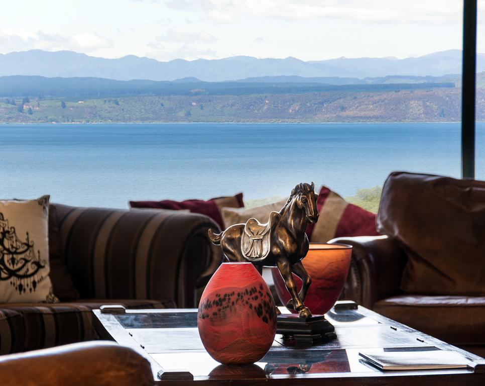 The Flying Trout Boutique Lodge Taupomeer Buitenkant foto